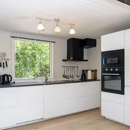 House In Skovmose Close To The Water 펜션 *